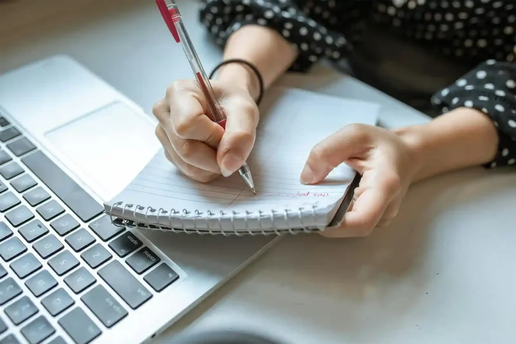 Habit 1: The pre-mortem: Planning your day the night before